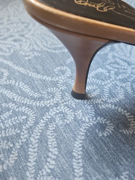 Donald Pliner Beauties! - Picture 5 of 5